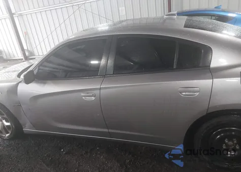 2015 Dodge Charger R/T z USA, uszkodzony, nr VIN 2C3CDXCT5FH777766